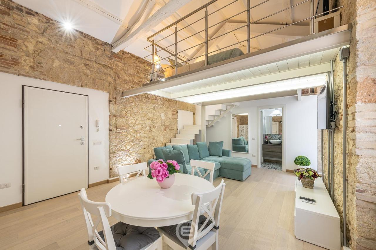 Adriana'S New Loft Lejlighed Cagliari Eksteriør billede